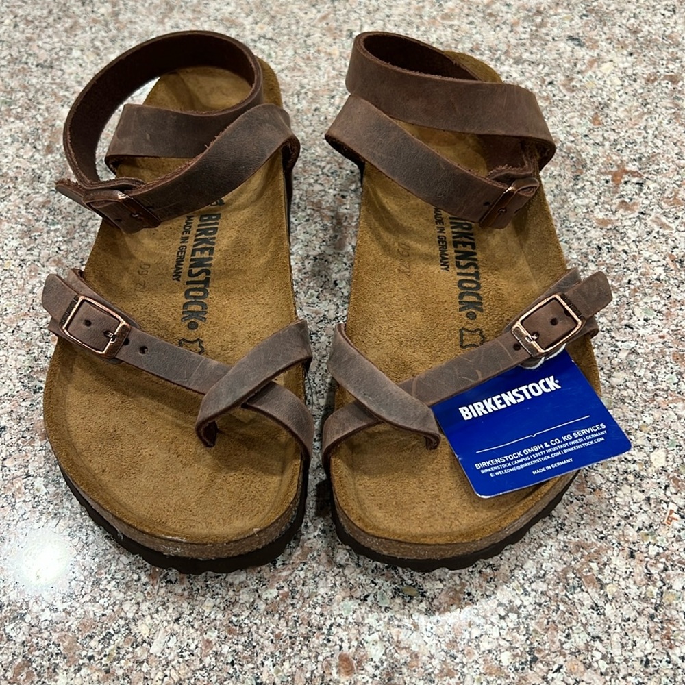 NWT Birkenstock Yara Habana Oiled Leather - Women's Sandal size 39